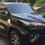 വാ​ഹ​ന​ത്തി​ന് സൈ​ഡ് നല്കിയില്ല; നടുറോഡില്‍ യു​വാ​വി​ന് ക്രൂ​ര മ​ര്‍​ദ​നം