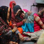 കൂടത്തായി കൊലപാതക പരമ്ബര: മുഖ്യപ്രതി ജോളി കൈ ഞരമ്ബ് മുറിച്ച്‌ ആത്മഹത്യക്ക് ശ്രമിച്ചു