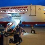 വിമാനത്താവളത്തിൽ നിയന്ത്രണം അവഗണിച്ച് ആഘോഷം; രജിത് കുമാറിനെതിരെ കേസ്