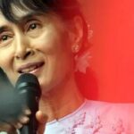 സ്‌കൂളുകള്‍ തത്കാലം അടയ്ക്കില്ല, രാത്രികാല കര്‍ഫ്യൂ ഉണ്ടാവില്ല; ചടങ്ങുകളില്‍ 50 പേര്‍ മാത്രം……