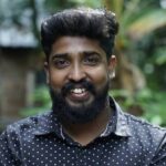 നിയന്ത്രണം കടുപ്പിക്കും, സമ്ബൂര്‍ണ അടച്ചിടലുണ്ടാകില്ല; സംസ്ഥാനത്ത് അതീവ ജാഗ്രത വേണമെന്ന് മുഖ്യമന്ത്രി