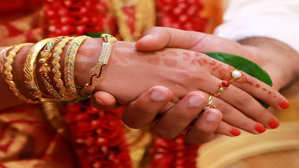 പരീക്ഷ എഴുതാന്‍ പോയ 15കാരിയെ വിവാഹം കഴിച്ചു; 21കാരന്‍ അറസ്റ്റില്‍