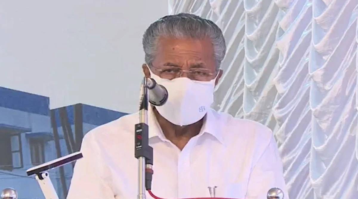 തെറ്റാണെന്ന് അറിഞ്ഞുകൊണ്ട് അതേകാര്യം ചെയ്യുന്നു; ട്രേഡ് യൂണിയനെതിരെ തുറന്നടിച്ച്‌ മുഖ്യമന്ത്രി