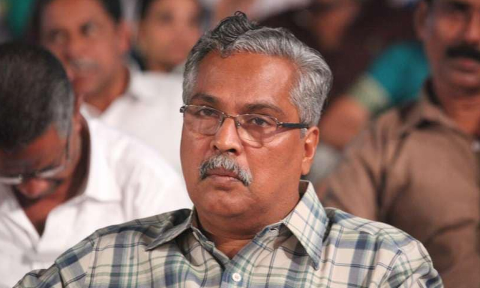 ബിനോയ് വിശ്വം എം പി അറസ്റ്റില്‍