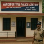 റെയിൽവേ ബുക്കിംഗിന് പുതിയ നിയമം: ആധാർ ലിങ്ക് മൊബൈൽ നിർബന്ധം