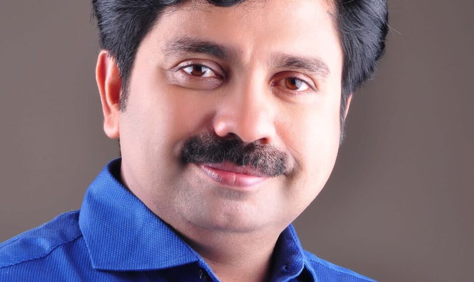 നിലമ്പൂർ ഉപതിരഞ്ഞെടുപ്പിൽ യുഡിഎഫിന് ഉജ്ജ്വല വിജയം