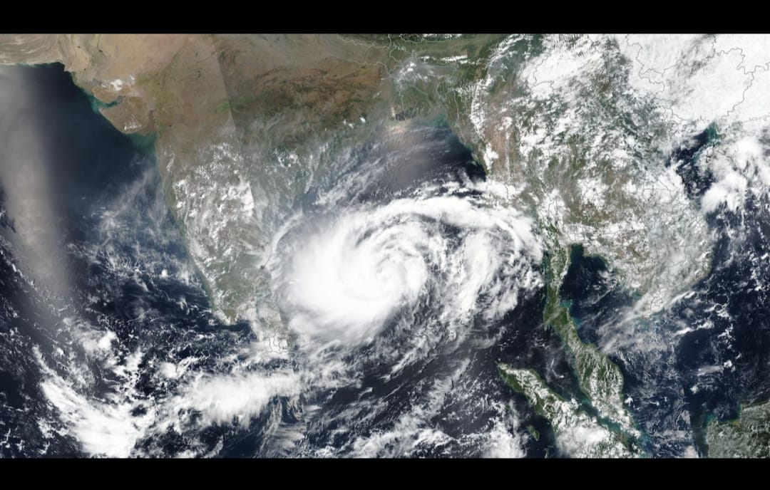 ബംഗാൾ ഉൾക്കടലിലെ ചക്രവാതച്ചുഴി; സംസ്ഥാനത്ത് തീവ്രമഴക്ക് സാധ്യത