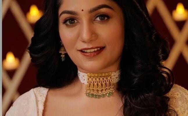 ലക്ഷങ്ങൾ കവർന്നു