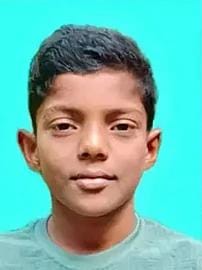 നാടിൻ്റെ കണ്ണീരിൽ അന്ത്യയാത്ര