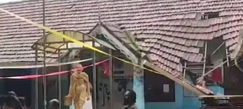 കാർത്തികപ്പള്ളി സ്കൂളിൽ ദുരൂഹത