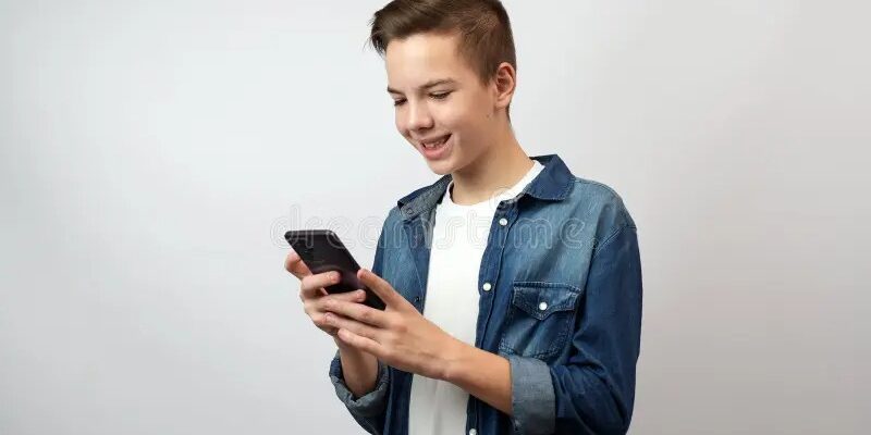 ഇനി 16 വയസ്സിൽ താഴെയുള്ളവർക്ക് യൂട്യൂബ് അക്കൗണ്ടുകൾ ഉണ്ടാക്കാനാവില്ല