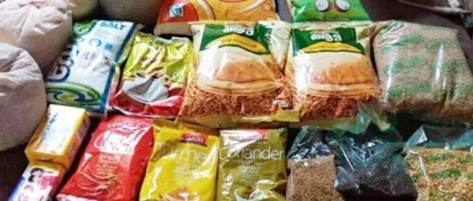 ഈ വരുന്ന ഓണക്കാലത്ത് എല്ലാ റേഷൻ കാർഡ് ഉടമകൾക്കും 20 കിലോ അരി 25 രൂപ നിരക്കിൽ ലഭ്യമാക്കുമെന്ന് സംസ്ഥാന സർക്കാർ പ്രഖ്യാപിച്ചു.