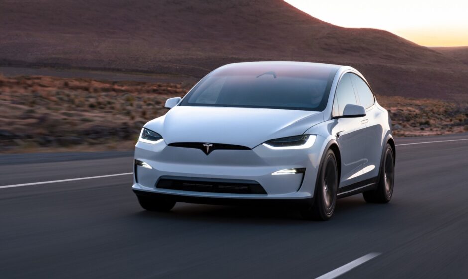 ആഗോള ഇലക്ട്രിക് വാഹന നിർമ്മാതാക്കളായ ടെസ്‌ല ഇന്ത്യയിലെ തങ്ങളുടെ രണ്ടാം ഷോറൂം ഡൽഹിയിൽ തുറക്കുന്നു.