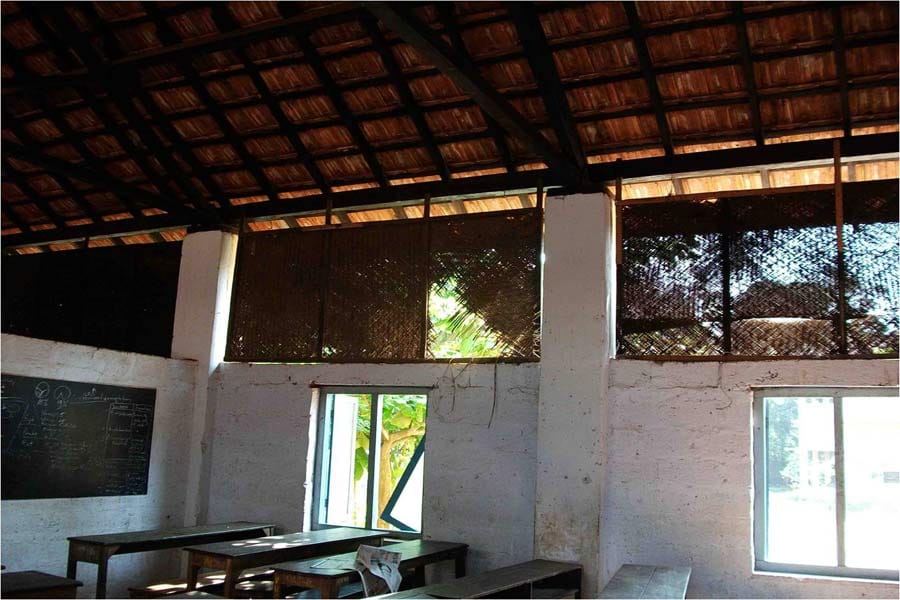 അധ്യാപകന് മർദനം: ക്ലാസിൽ കയറാത്ത വിവരം രക്ഷിതാവിനെ അറിയിച്ചതിന് വിദ്യാർഥി മർദിച്ചെന്ന് പരാതി