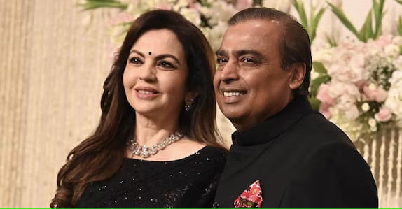 സർക്കാരിന് റിലയൻസ് ഇൻഡസ്ട്രീസിന്റെ ‘സൂപ്പർ’ ചെക്ക്! ‘സംഭാവന’ 2 ലക്ഷം കോടി, ശമ്പളമില്ലാതെ ജോലി ചെയ്ത് മുകേഷ് അംബാനി