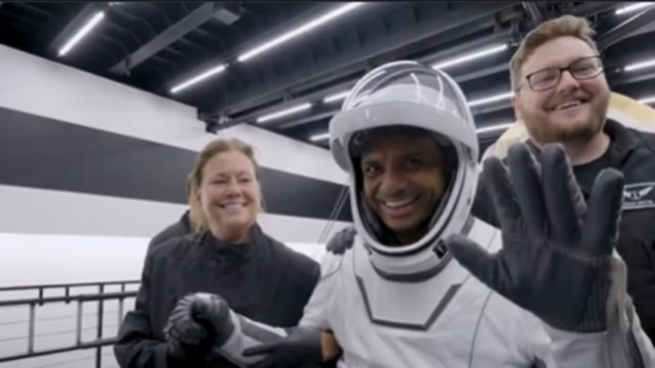 ആവേശത്തോടെ രാജ്യം, ബഹിരാകാശം കീഴടക്കി ശുഭാംശു ശുക്ല ഇന്ത്യയിലേക്ക് മടങ്ങിയെത്തുന്നു, പ്രധാനമന്ത്രിയുമായി കൂടിക്കാഴ്‌ചയ്ക്ക് സാധ്യത