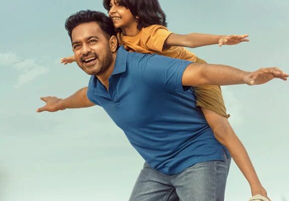 കൊച്ചി: മലയാള സിനിമാസ്നേഹികൾക്കിടയിൽ ഹൃദയസ്പർശിയായൊരു കുടുംബകഥയായി ഏറ്റുപിടിക്കപ്പെട്ട ആസിഫ് അലി നായകനായ Sarkeet, ഉടൻ ഓടിടി റിലീസിലേക്ക് എത്തുകയാണ്.