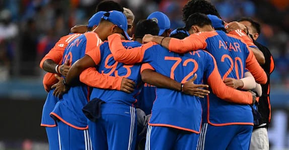 ഇന്ത്യൻ ക്രിക്കറ്റ് ടീമിന്റെ ജഴ്സിയിൽ ഇനി അപ്പോളോ ടയേഴ്സിന്റെ ലോഗോ;