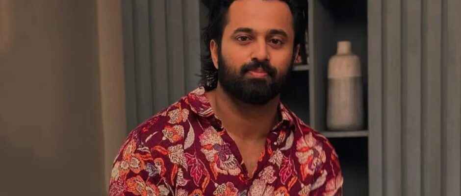 നടൻ ഉണ്ണി മുകുന്ദനെതിരെ കാക്കനാട് മർദനക്കേസ്;