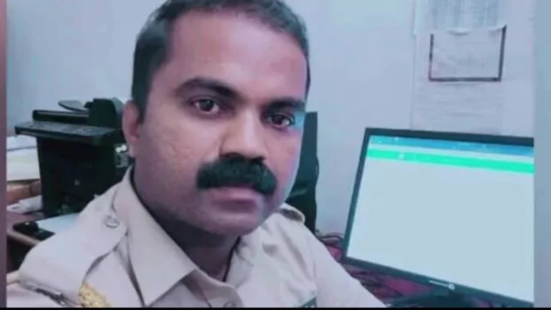 കാസർകോട് ചെങ്കളയിൽ അപകടം: ഡാൻസാഫ് സ്ക്വാഡിലെ സീനിയർ സി.പി.ഒ. സജീഷ് ഇനി ഓർമ്മ; പോലീസ് സേനയ്ക്ക് തീരാനഷ്ടം