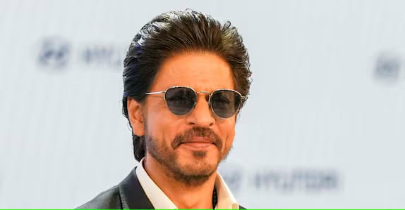 സമ്പത്തിന്റെ ‘ബാദ്ഷാ’ ഷാറുഖ് ഖാൻ; ലോക സിനിമാ താരങ്ങളിൽ റെക്കോർഡ് നേട്ടം.