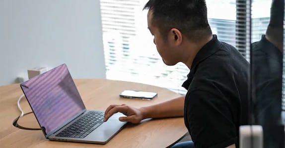 AWS ഡൗൺ: തകരാർ പരിഹരിച്ചു, കോടിക്കണക്കിന് ഡോളർ നഷ്ടം