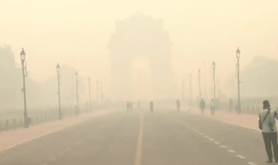 വിഷപ്പുകയിൽ ദില്ലി;