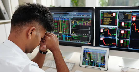 വിപണിക്ക് ‘മോദി-ട്രംപ്’ ആവേശം; പിന്നാലെ തിരിച്ചിറക്കം,