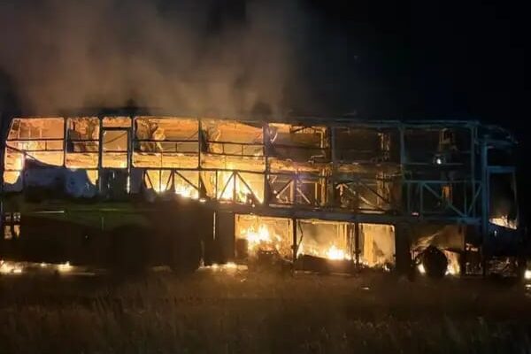 ആന്ധ്രയിൽ സ്വകാര്യ ബസിന് തീപിടിച്ച് 20-ലേറെ പേർക്ക് ദാരുണാന്ത്യം