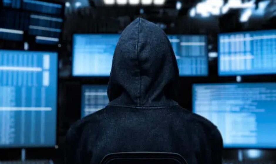 'സൈക്കോ ഹാക്കർ' വലയിൽ;