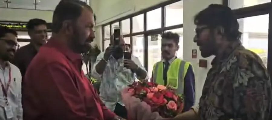 മന്ത്രിയും താരവും;