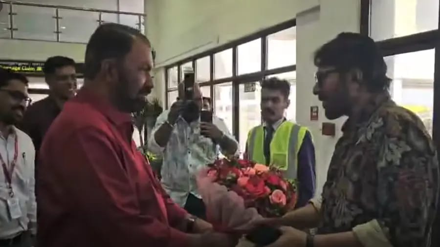 മന്ത്രിയും താരവും: അതിദാരിദ്ര്യ മുക്ത പ്രഖ്യാപനത്തിനായി മമ്മൂട്ടിക്ക് ഊഷ്മള സ്വീകരണം നൽകി വി. ശിവൻകുട്ടി