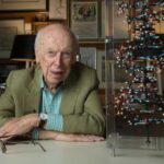 അംബാസഡർക്കെതിരെ നടപടി: ദുൽഖർ സൽമാൻ ഹാജരാകണമെന്ന് ഉത്തരവിട്ട് ഉപഭോക്തൃ കോടതി