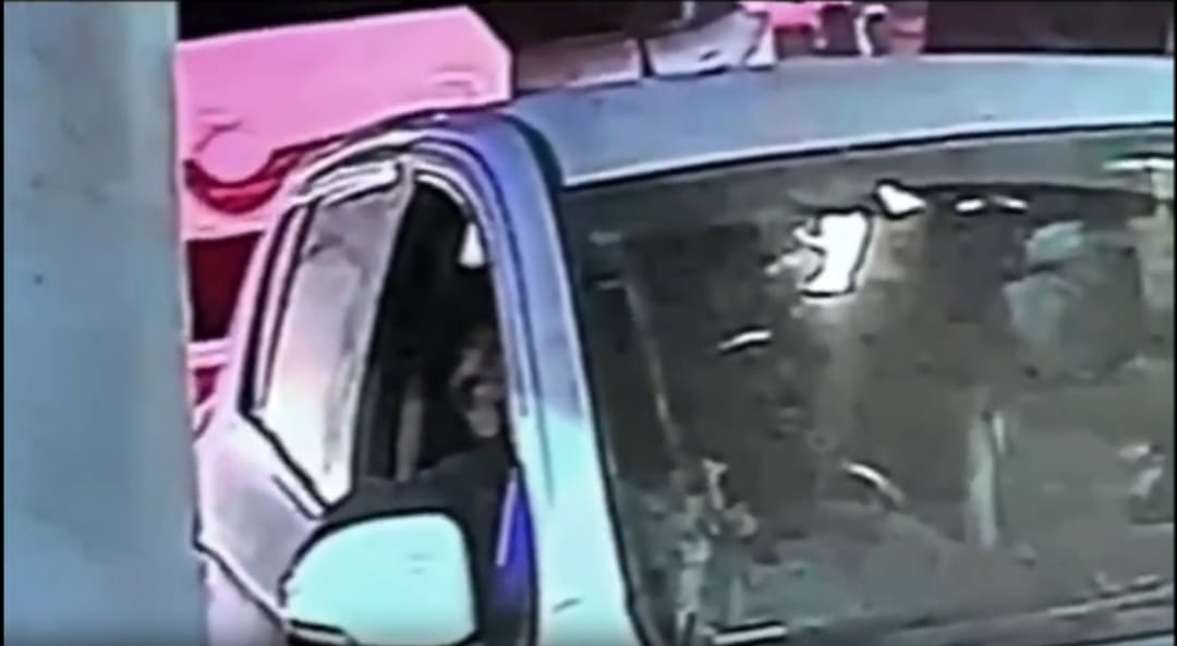 മൃതദേഹം തിരിച്ചറിയാൻ DNA പരിശോധന: കാറിൽ കണ്ടെത്തിയത് ഉമർ മുഹമ്മദിന്റെ മൃതദേഹമെന്ന് സംശയം