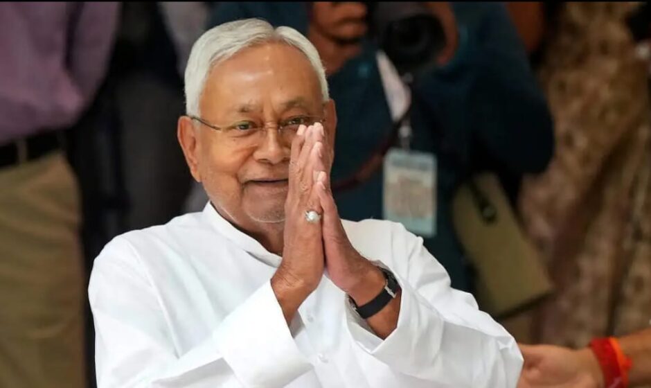 റെക്കോർഡ് നേട്ടം: നിതീഷ് കുമാർ പത്താം തവണയും മുഖ്യമന്ത്രി പദത്തിലേക്ക്;