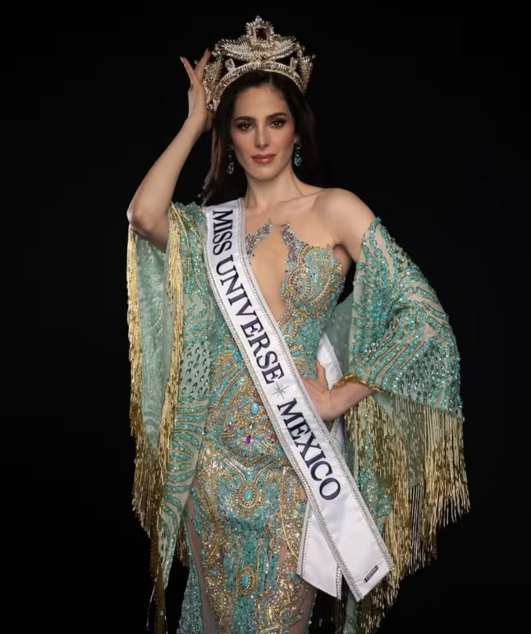 മെക്സിക്കൻ സുന്ദരി ഫാത്തിമ ബോഷ് ഇനി വിശ്വസുന്ദരി; 2025-ലെ മിസ് യൂണിവേഴ്സ് കിരീടം സ്വന്തമാക്കി