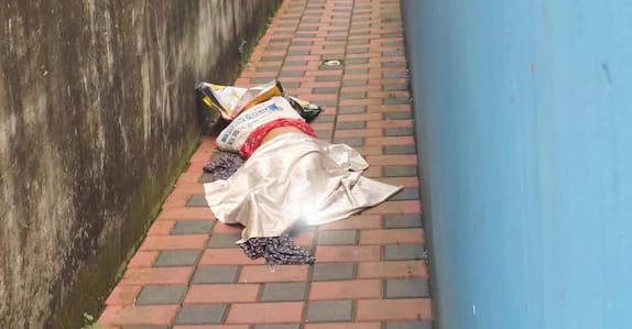 കൊച്ചി നഗരത്തെ ഞെട്ടിച്ച് കൊലപാതകം: സ്ത്രീയുടെ മൃതദേഹം കണ്ടെത്തിയ സംഭവത്തിൽ സ്ഥലമുടമ കസ്റ്റഡിയിൽ