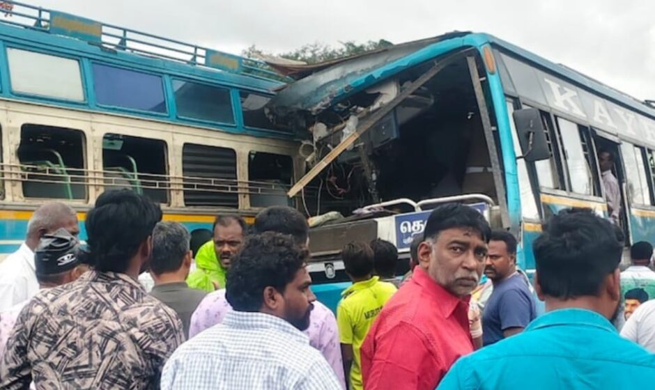 തെങ്കാശിയിൽ സ്വകാര്യ ബസുകൾ കൂട്ടിയിടിച്ച് വൻ ദുരന്തം;