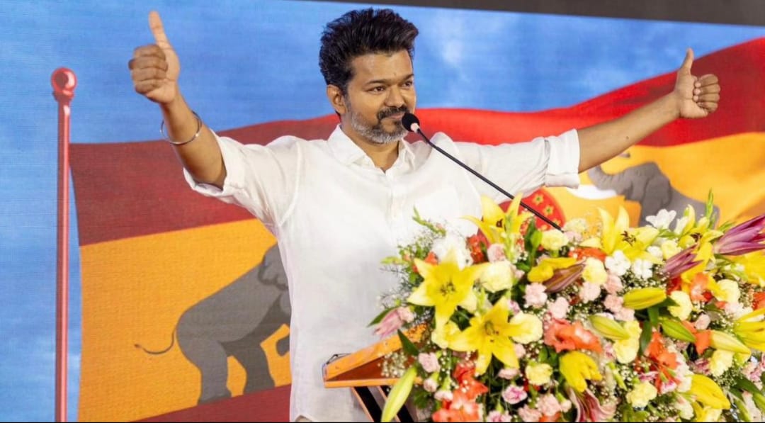 രാഷ്ട്രീയ പ്രവേശന സൂചന നൽകി: റോഡ് ഷോ നടത്താൻ വിജയ് അനുമതി തേടി; പുതുച്ചേരി പൊലീസ് നടപടിക്രമങ്ങൾ ആരംഭിച്ചു