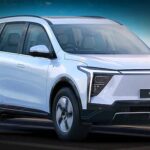 കഴുത്തിന് പിടിച്ച് പുറത്താക്കി’; റേഷൻ കടയിൽ കയറിയ തെരുവുനായയെ ഒറ്റയ്ക്ക് നേരിട്ട് വിജിന!