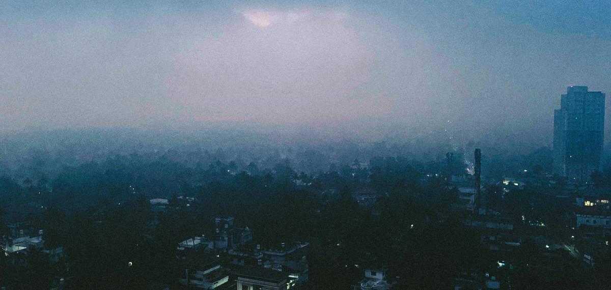 കൊച്ചിയിൽ ‘പുകമഞ്ഞ്’ ഭീഷണി; വായു മലിനീകരണ തോത് ഉയർന്നു