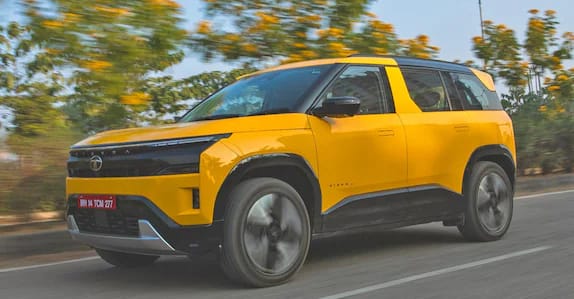 ടാറ്റ സിയേറ സൂപ്പർഹിറ്റ്; ആദ്യ ദിനം ലഭിച്ചത് 70000 ബുക്കിങ്