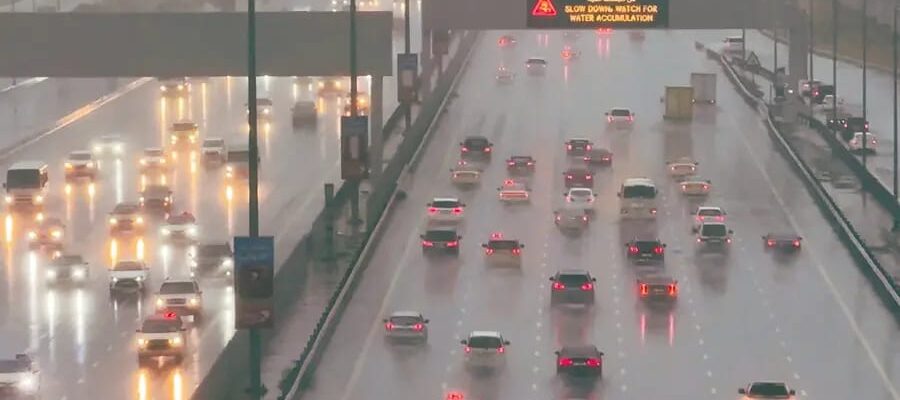 യുഎഇയിൽ മഴ കനക്കുന്നു;