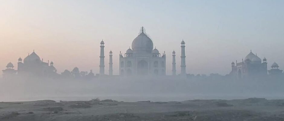 ദില്ലിയിൽ കനത്ത മൂടൽമഞ്ഞ്;