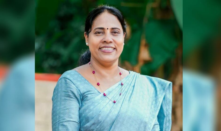 "സസ്പെൻഡ് ചെയ്യേണ്ടത് രാത്രിയുടെ മറവിലല്ല";