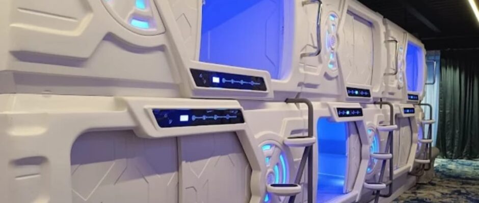 യാത്രക്കാർക്ക് ഇനി കൊച്ചിയിൽ സുഖമായി ഉറങ്ങാം;