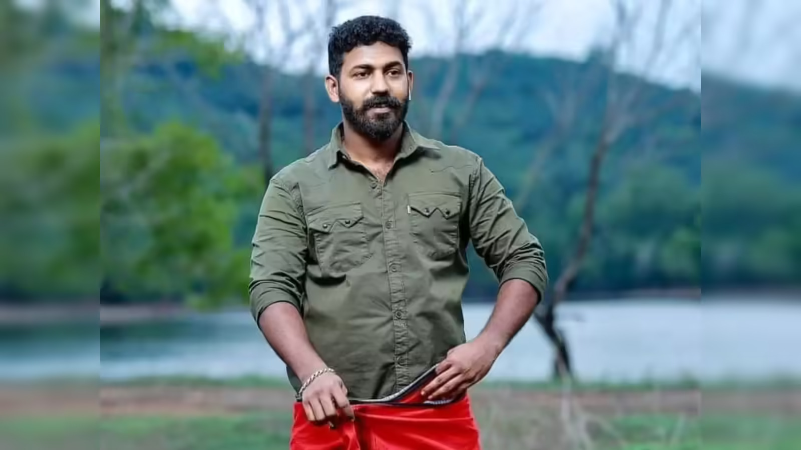 പി.എസ്.സി ബുള്ളറ്റിനിലെ അച്ചടിപ്പിശക്; രാജേഷ് തില്ലങ്കേരിക്ക് പകരം അച്ചടിച്ചത് ആകാശ് തില്ലങ്കേരിയുടെ ചിത്രം