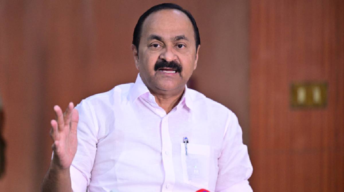 കെഎസ്ആർടിസി സൗജന്യയാത്ര: വ്യാജപ്രചാരണം തള്ളി മുഖ്യമന്ത്രി