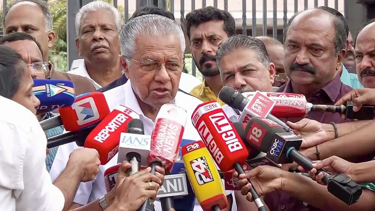 വിഴിഞ്ഞം വിഷയം : മാധ്യമങ്ങളോട് കയർത്ത് പിണറായി വിജയൻ