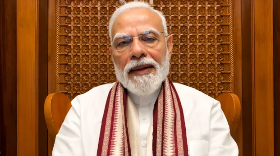 മോദിയുടെ തിളങ്ങുന്ന ചർമം രാജ്യത്തിന്റെ ഭാവിയേക്കാൾ മികച്ചത്: അഭിജീത് ദീപ്കെ